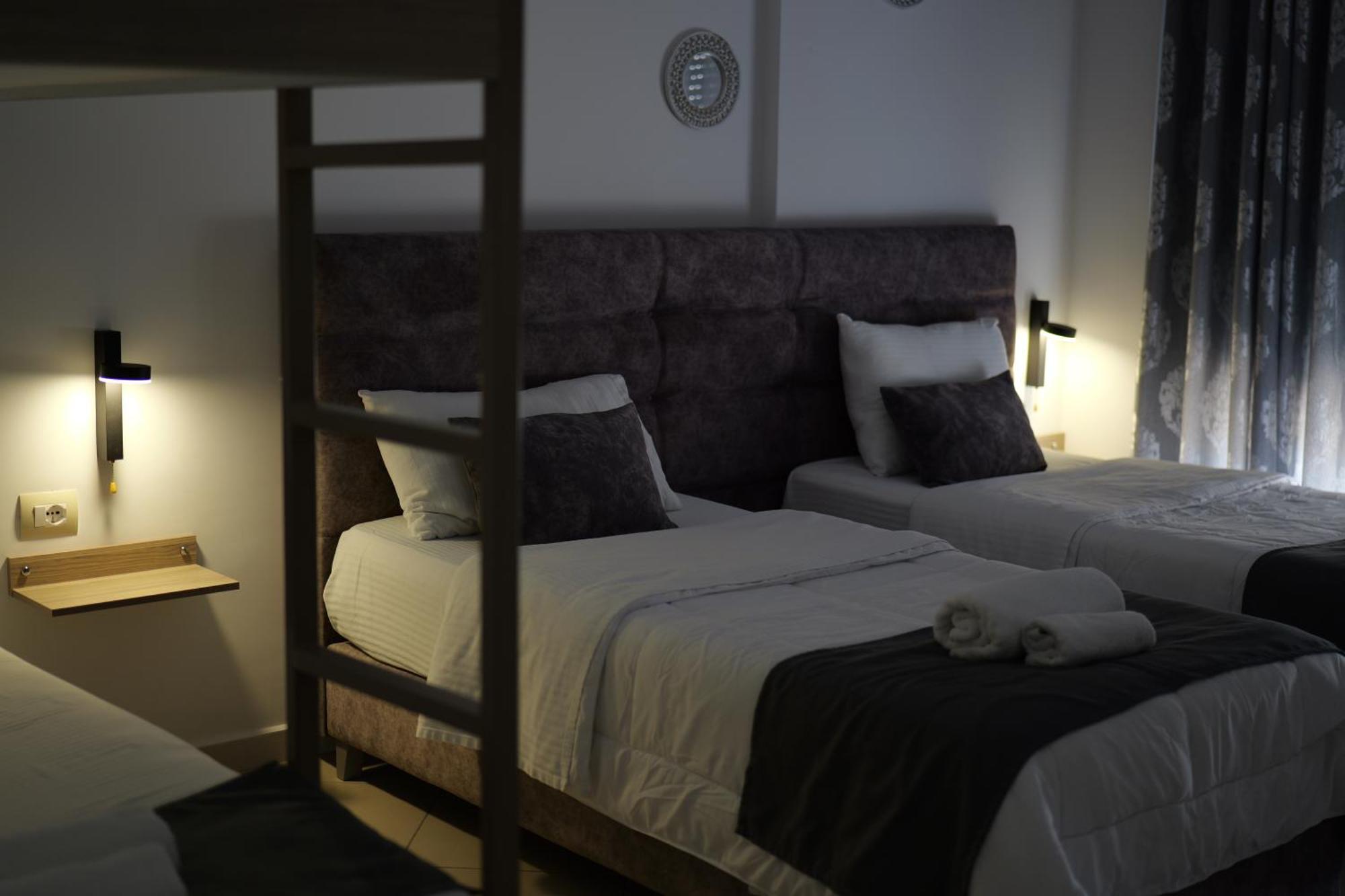 Hotel Abedini Саранде Екстериор снимка