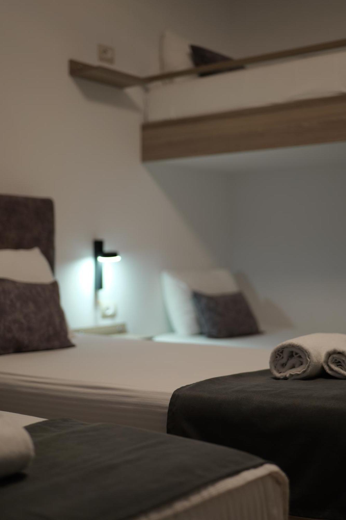 Hotel Abedini Саранде Екстериор снимка