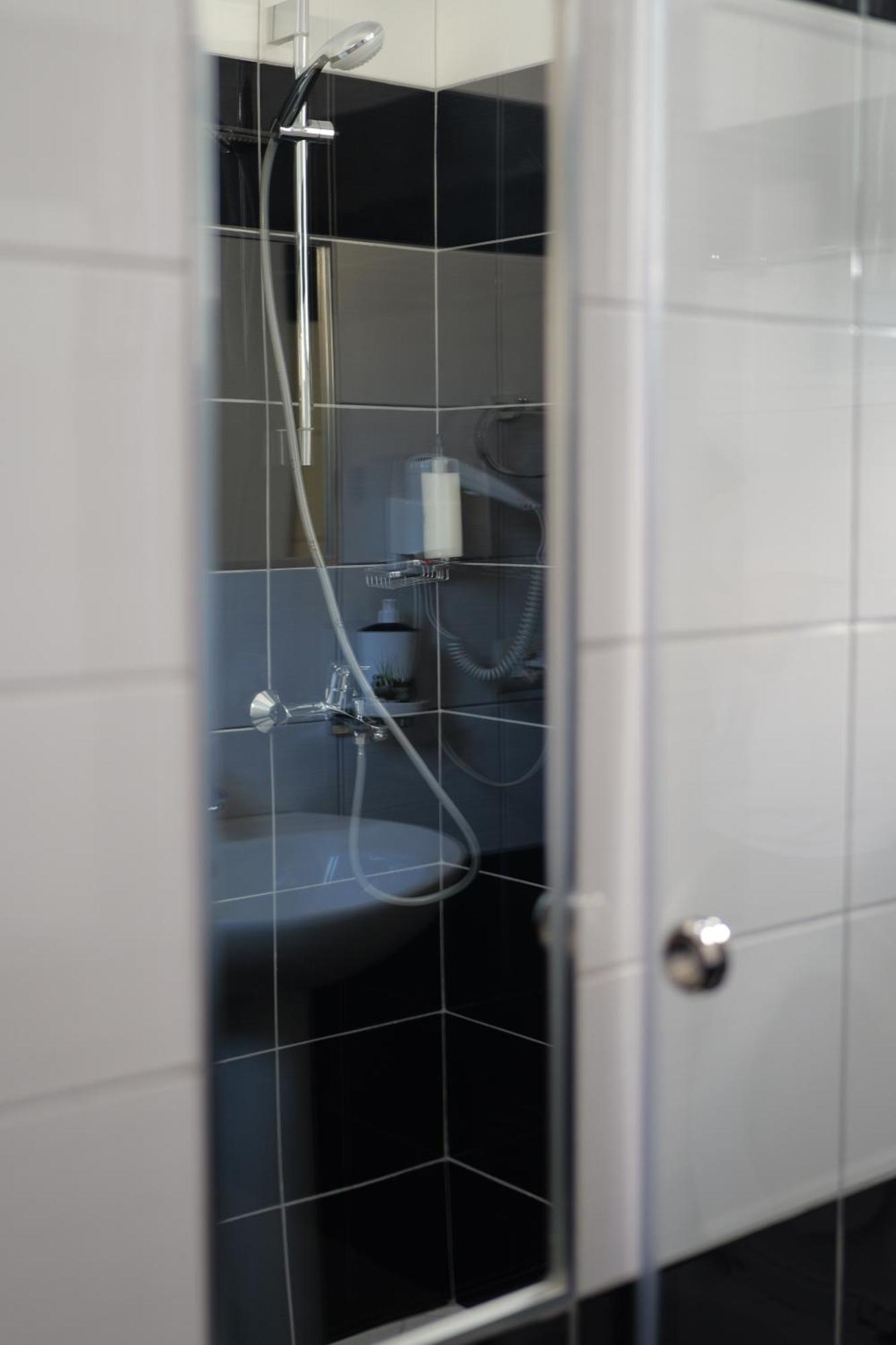 Hotel Abedini Саранде Екстериор снимка